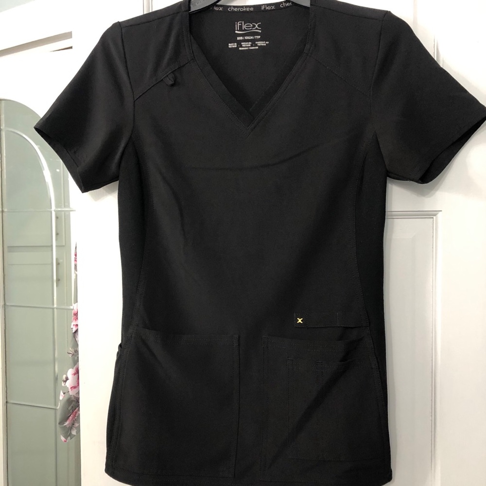Cherokee iflex scrub top